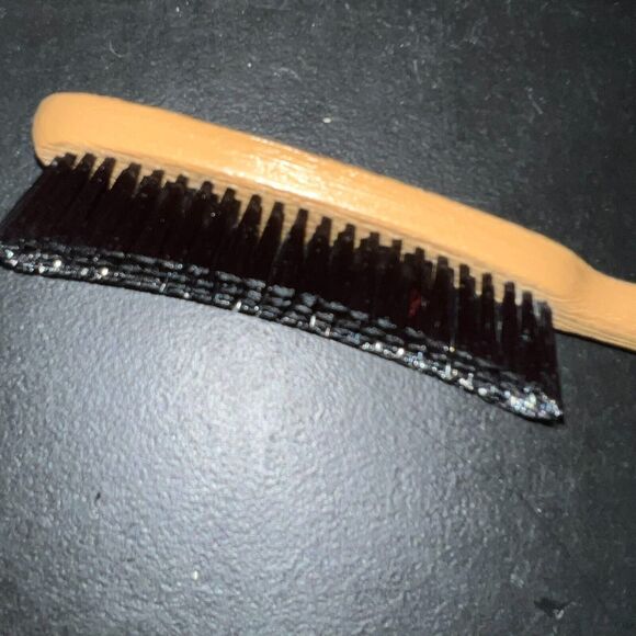 Avon Family Clothes Brush - Picture 7 of 8